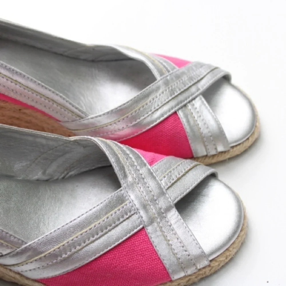 Lilly Pulitzer peep toe wedges